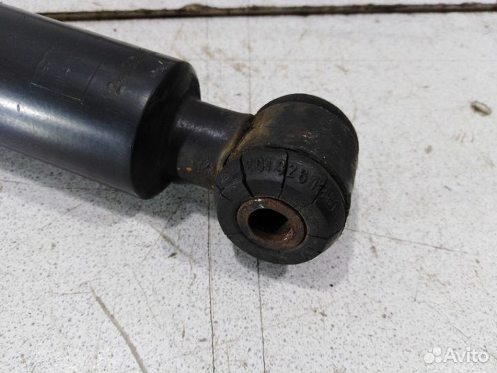 Амортизатор задний