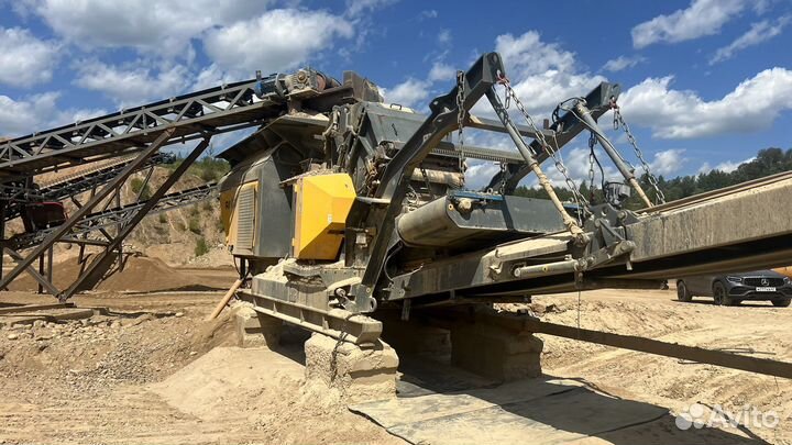 Роторная дробилка С питателем Rubble master rm80