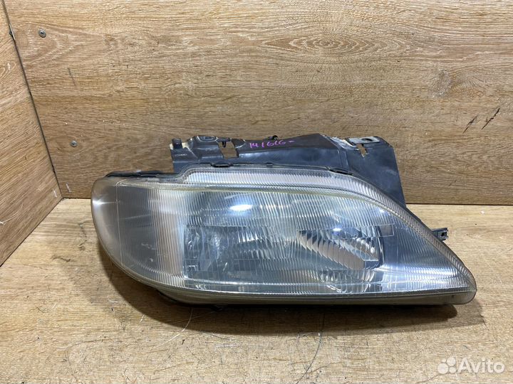 Фара правая Citroen Xsara дорест 141616