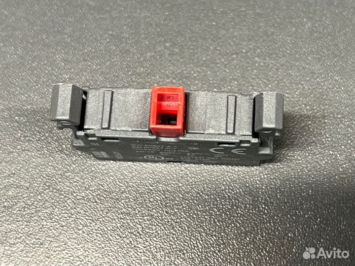 ABB MCB-01 Блок контактный, новый, 2 шт