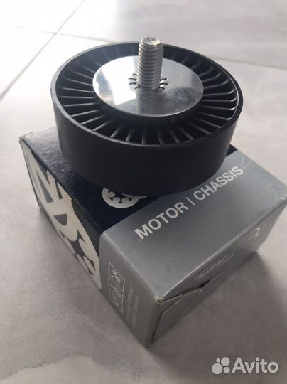 Обводной ролик Bmw е60 е61 е90 е91