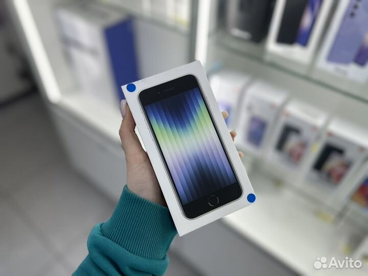 iPhone SE (2022), 128 ГБ