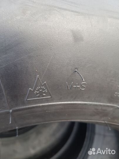 Шины 215 75 17.5 Satoya ведущие