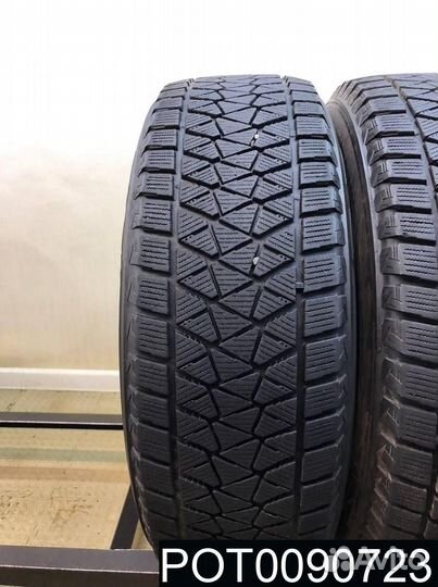 Bridgestone Blizzak DM-V2 225/65 R17 99P