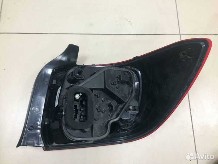 Фонарь задний левый Renault Logan