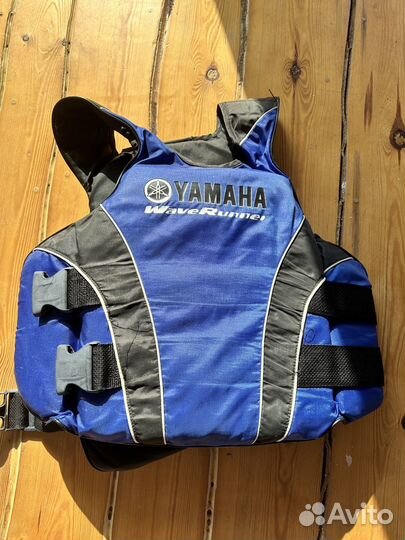 Спасательный жилет yamaha. Размер S/M