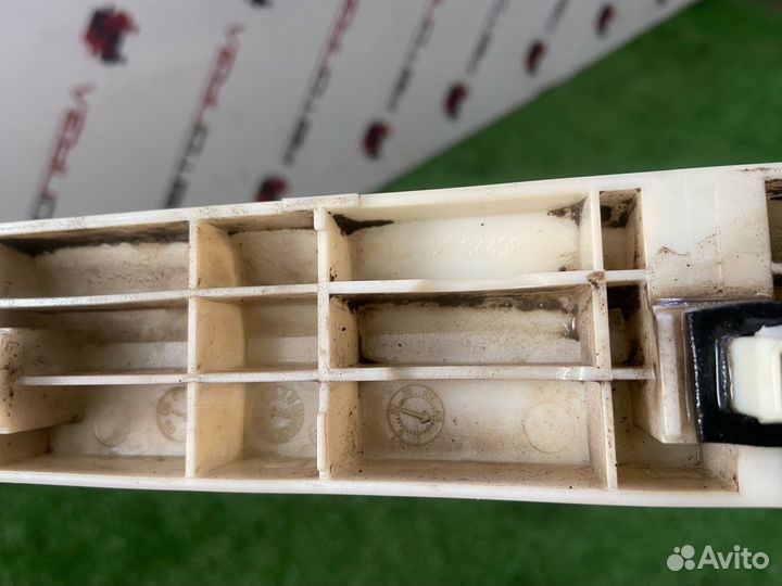 Кронштейн заднего бампера правый Infiniti g25 v36