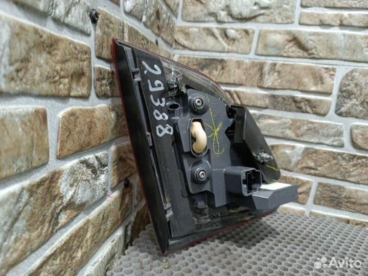 Фонарь задний внутренний правый Mercedes-Benz GLE