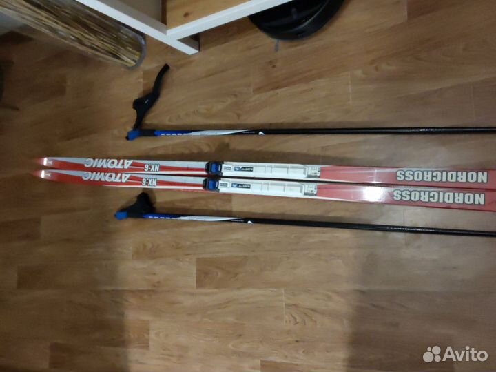 Беговые лыжи atomic