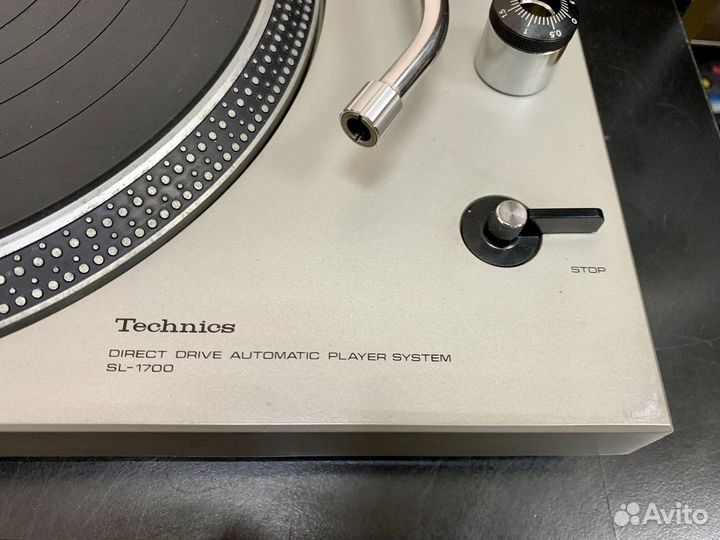 Проигрыватель винила Technics SL-1700