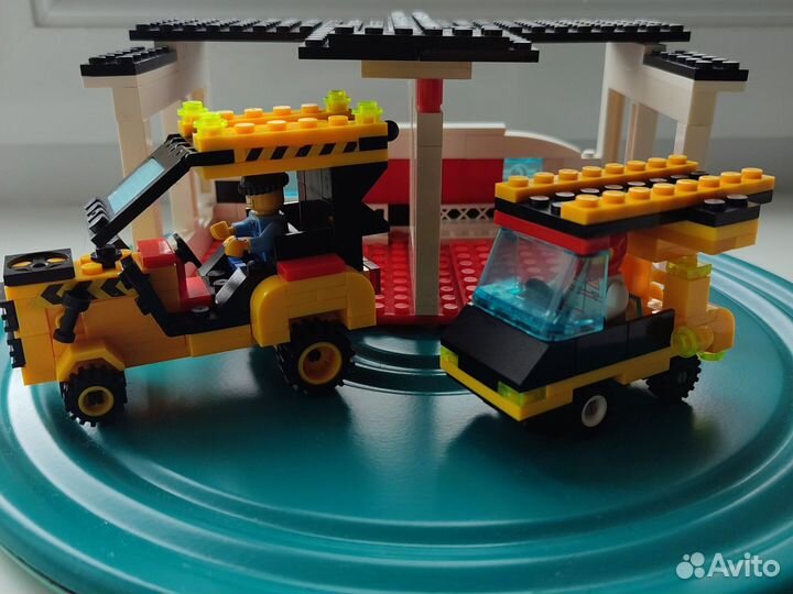 Конструктор Lego. Бокс + трактор и машина