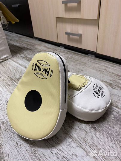 Боксерские лапы