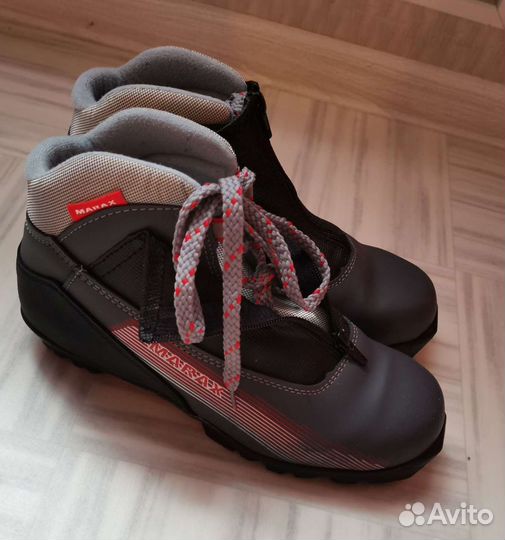 Лыжные ботинки Marax