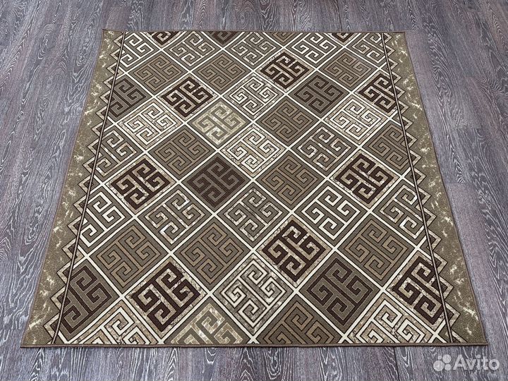 Палас 2х2 м новый