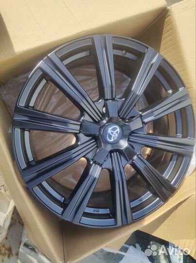 Диски на Toyota land cruiser 200 r21 5x150 новые