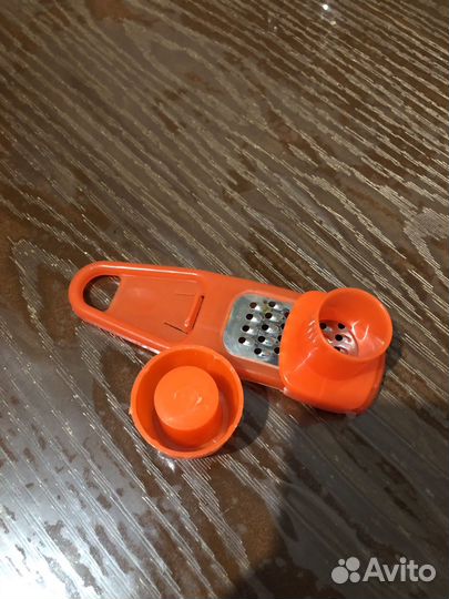 Маленькая тёрка для чеснока