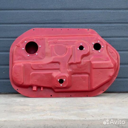 Топливный бак Mitsubishi Outlander 1 4WD