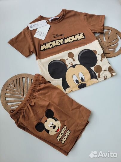 Костюм на мальчика Zara