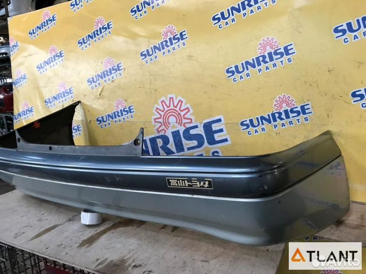 Бампер задний toyota carina