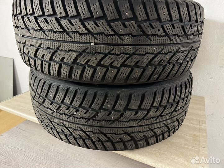 Marshal I'Zen RV Stud KC16 225/60 R17 103T