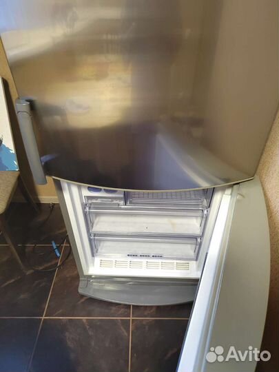 Холодильник whirpool бу