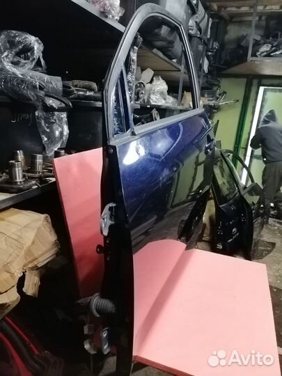 Дверь передняя левая Toyota RAV4 2006-2013