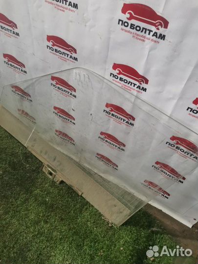 Стекло двери переднее правое Лада 2109