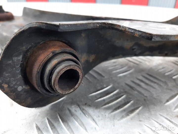 Рычаг передний левый Renault Scenic рест. 2003