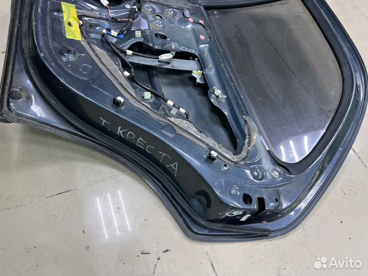 Дверь задняя правая Toyota Cresta 90