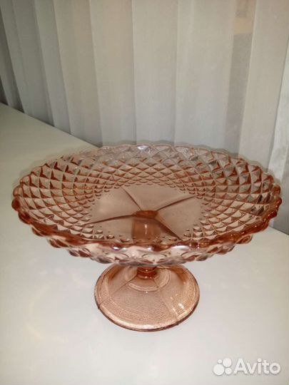 Ваза на ножке