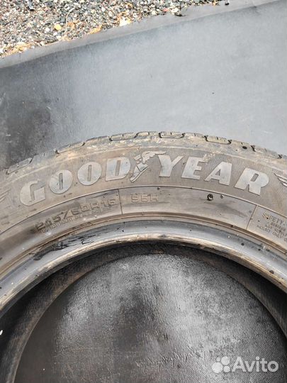 Goodyear Assurance 215/65 R16 26M
