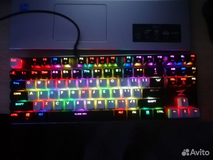 Игровая механическая клавиатура