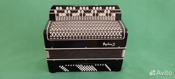 Баян Рубин-5