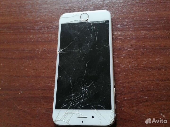 Телефон iPhone