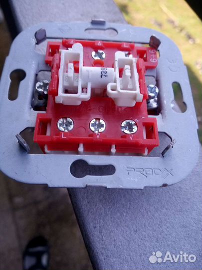 Выключатель Prodax Schneider Group, Jung 505U5