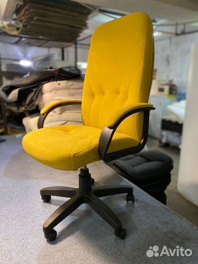 Компьютерное кресло