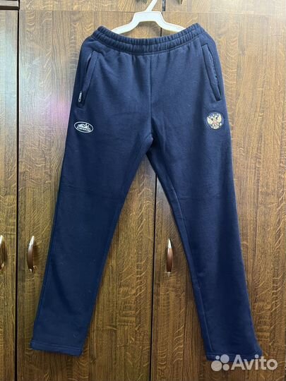 Спортивные штаны