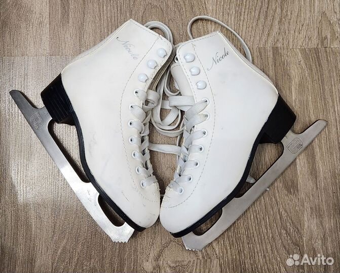 Коньки фигурные