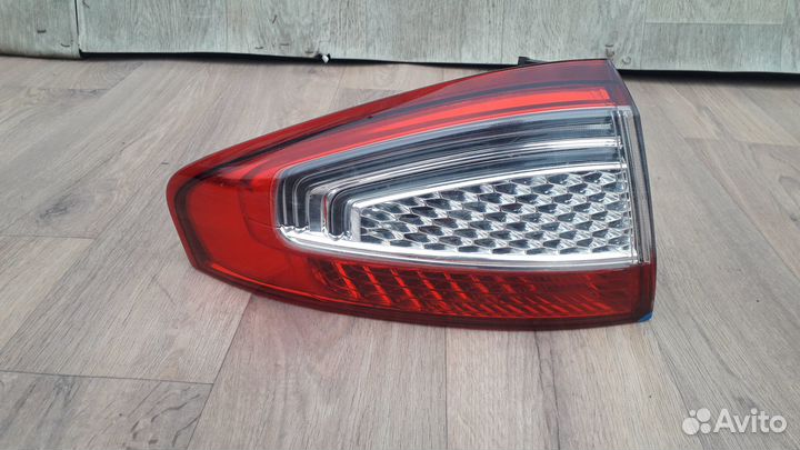Фонарь левый №692 ford Mondeo 4 рест 2013