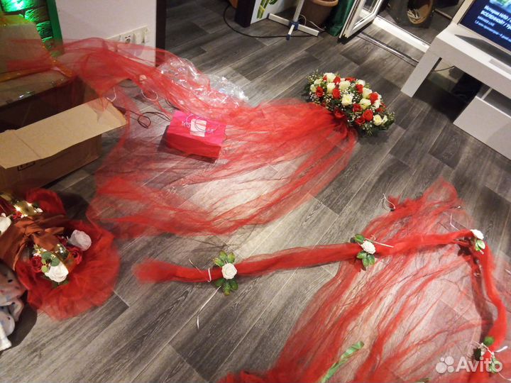 Свадебное украшение для машины