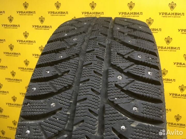 Bridgestone Ice Cruiser 7000 215/45 R17 87T