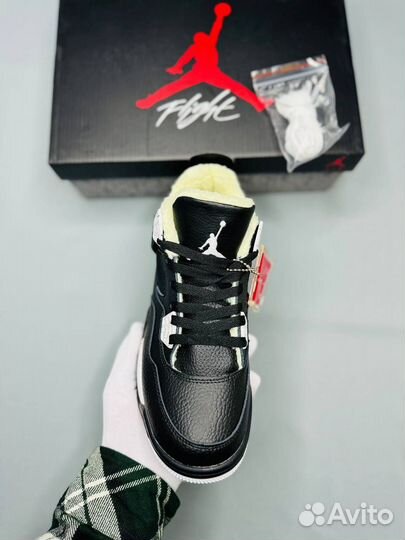 Кроссовки Джорданы Nike Air Jordan 4 зимние