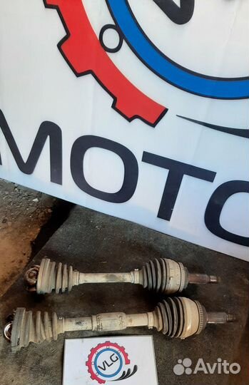 Привод (полуось) перед Toyota Avensis AZT 250