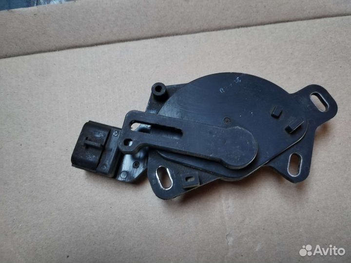 Датчик положения селектора АКПП Nissan Qg15