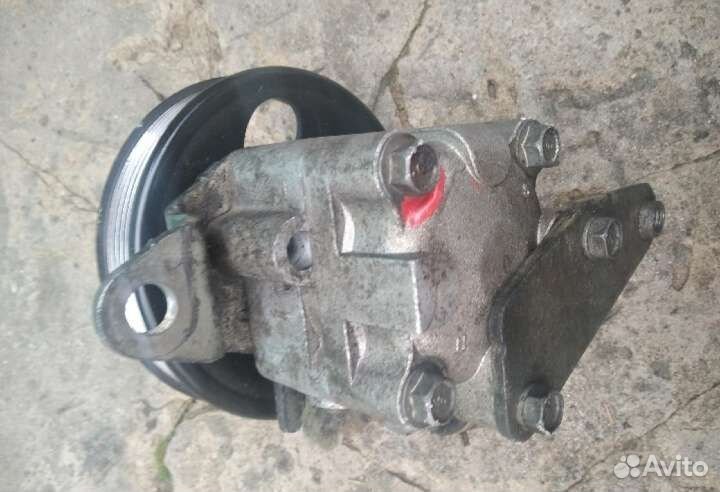Насос гур nissan