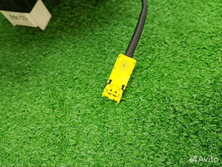 Подрулевой шлейф Nissan Note e11