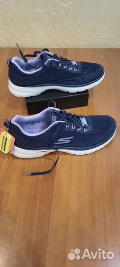 Кроссовки женские бренд Skechers 40