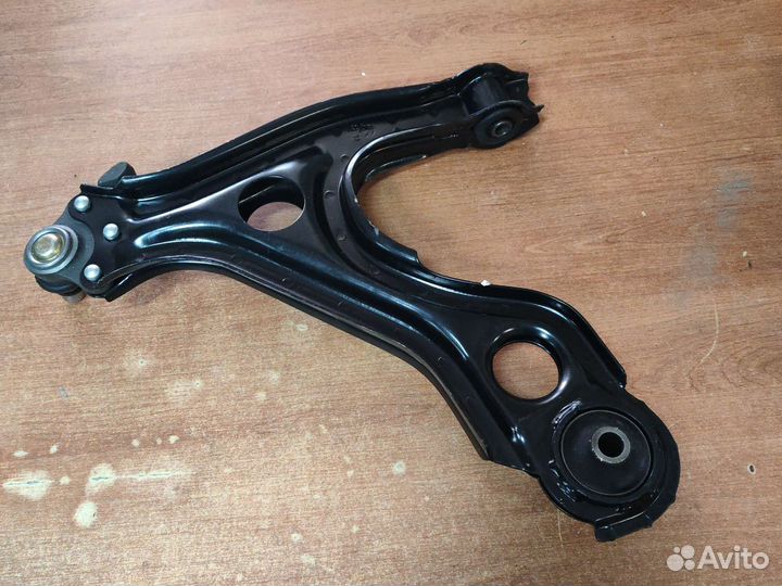 Рычаг передней подвески Опель Омега А (1987-1993)