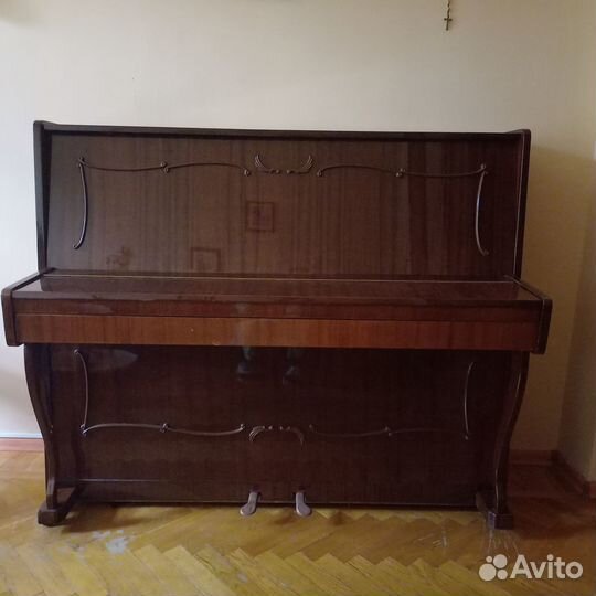 Ученическое фортепьяно Токката