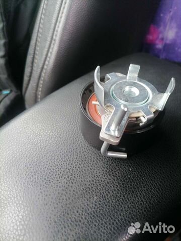 Натяжной ролик ford